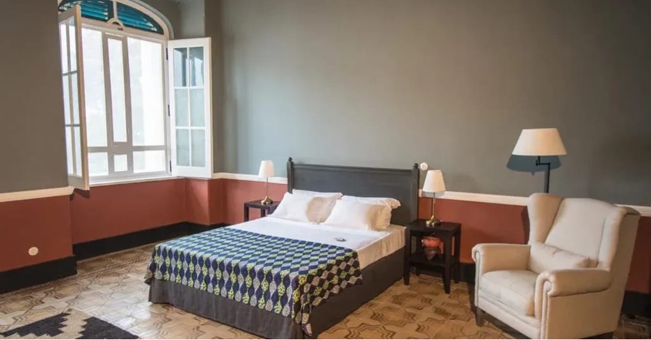 Roça Sundy double bedroom in heritage tones