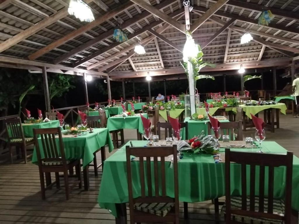 Beachfront restaurant set for dinner at Praia Inhame Eco Lodge