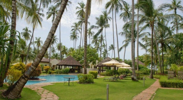 Omali Lodge modern boutique hotel