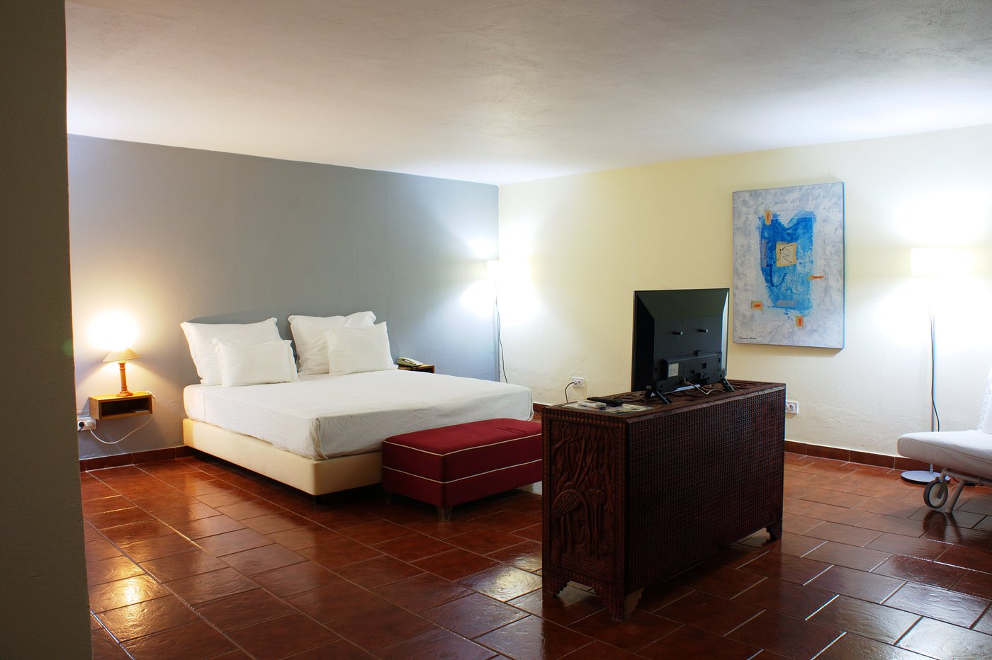 Pestana Miramar twin bedroom