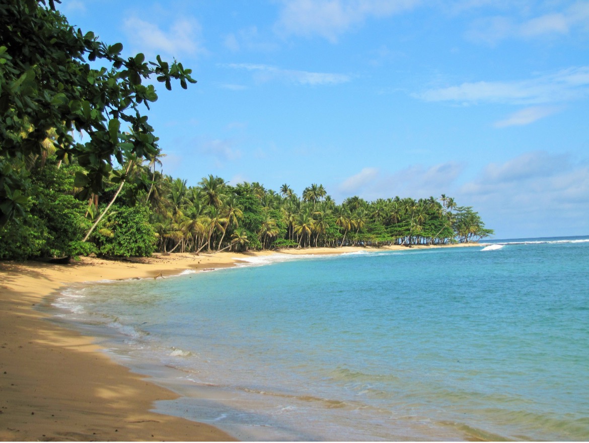 Praia Inhame southern São Tomé palm-backed beach